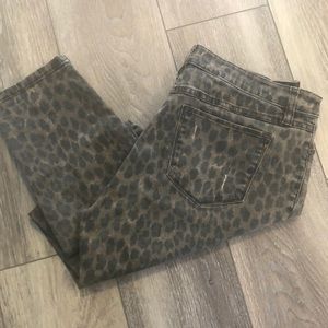 Animal print jean